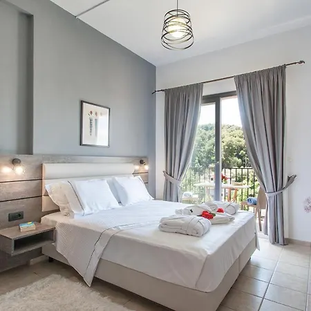 Hermes Lägenhetshotell Vromolimnos