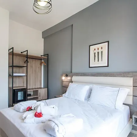 Hermes 아파트호텔 Vromolimnos