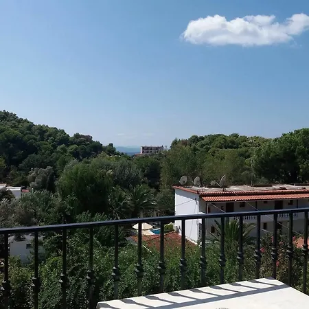 Hermes Hotel apartamentowy 4*