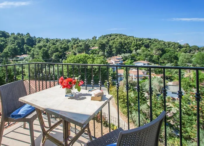 Hermes Apartmanhotel Vromólimnosz