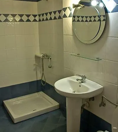 Apart-hotel Hermes Vromolimnos