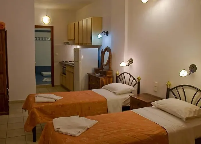 Hermes 4* Vromolimnos